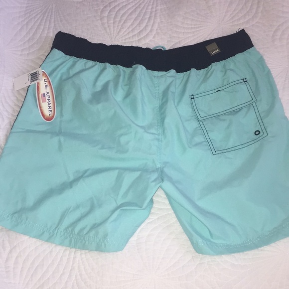 Men's board shorts, never worn - Picture 2 of 2